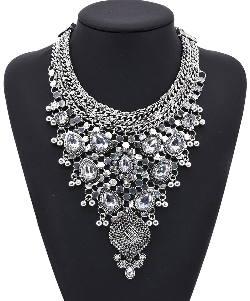 Collier court en alliage avec diamant – Collier en cristal