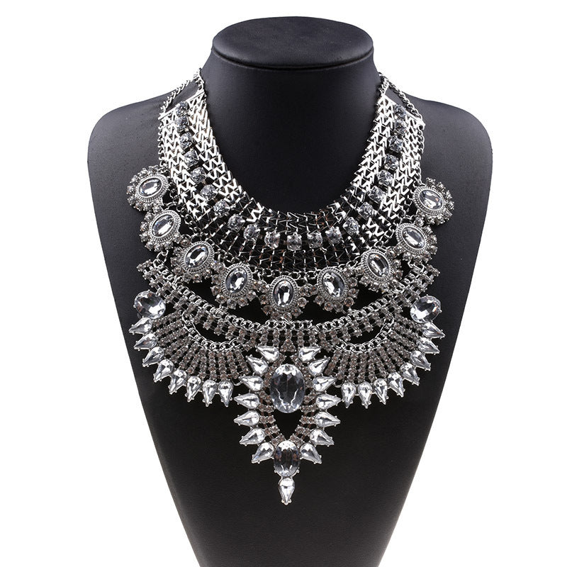 Collier court en alliage avec diamant – Collier en cristal