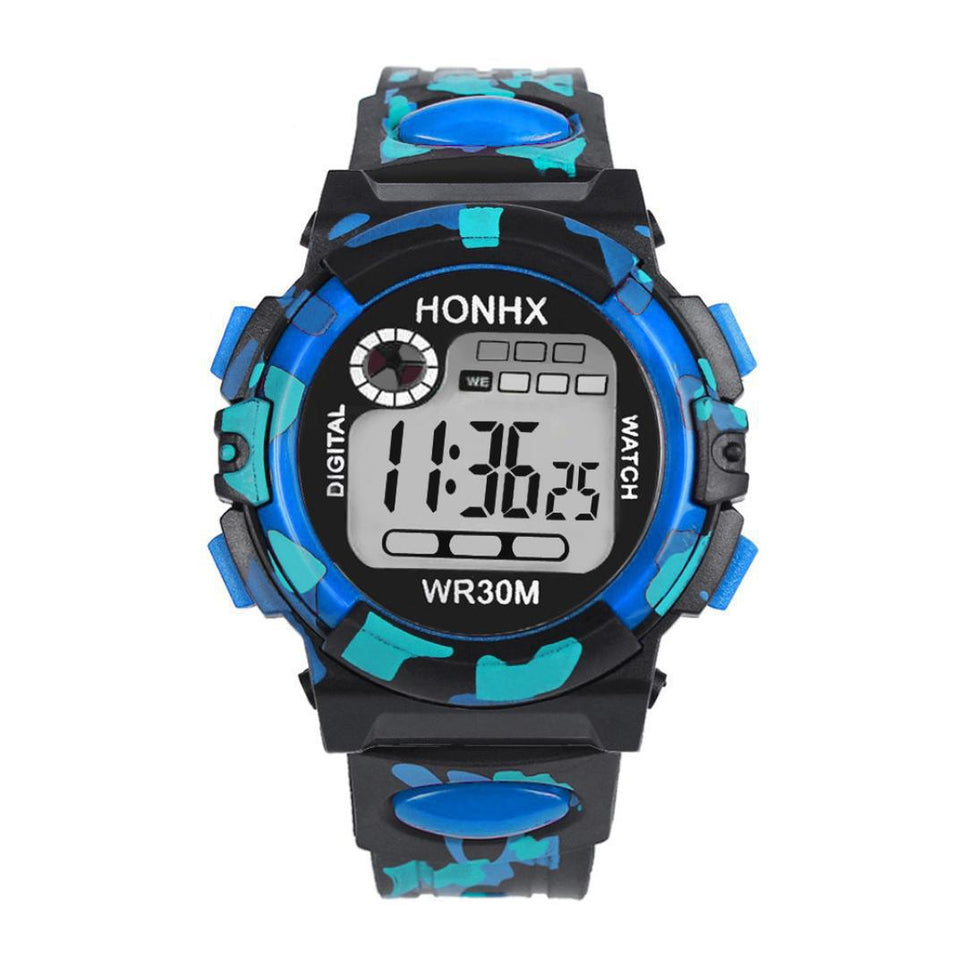 Montre de sport camouflage à affichage numérique avec chronographe, calendrier et étanchéité, design à un cadran