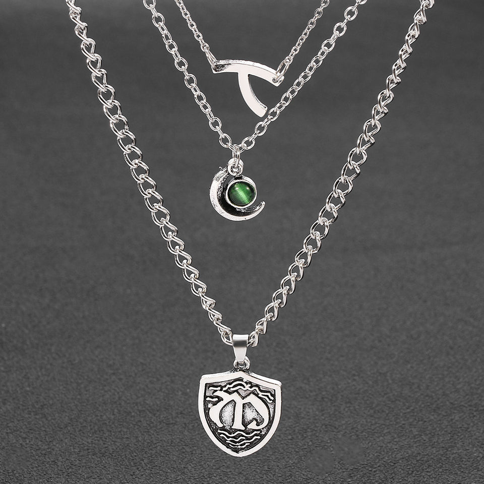 Collier court à plusieurs rangs