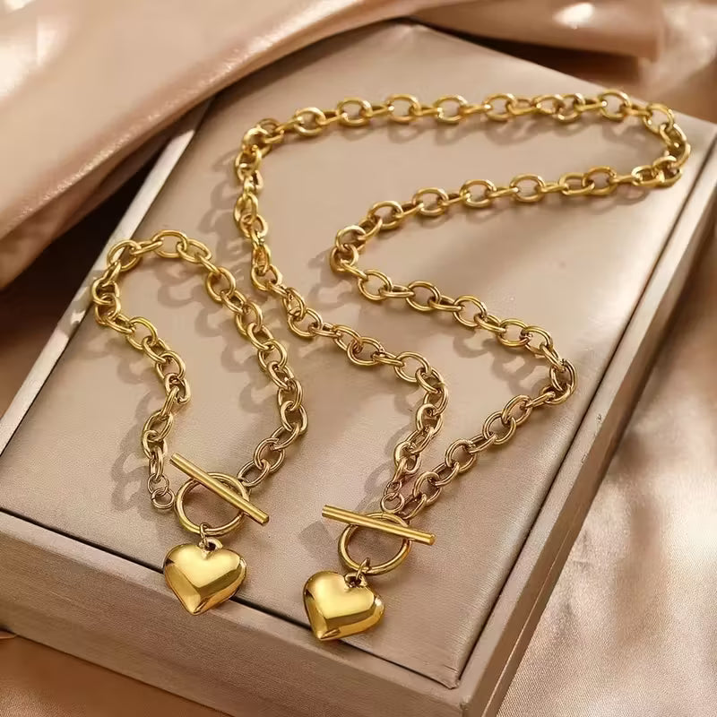 Ensemble 2 pièces pour femmes Bracelet et collier cœur doré en acier inoxydable, élégant et polyvalent