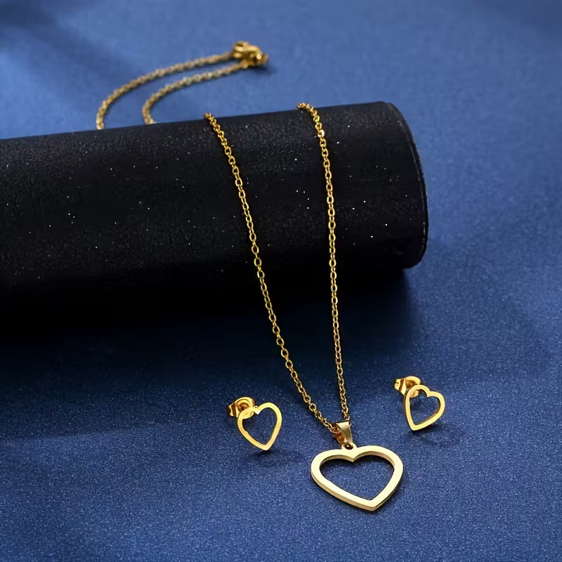 Ensemble Collier et Boucles d’Oreilles Cœur en Acier Inoxydable
