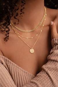 Collier doré superposé en acier inoxydable pour femme, élégant et résistant à la décoloration